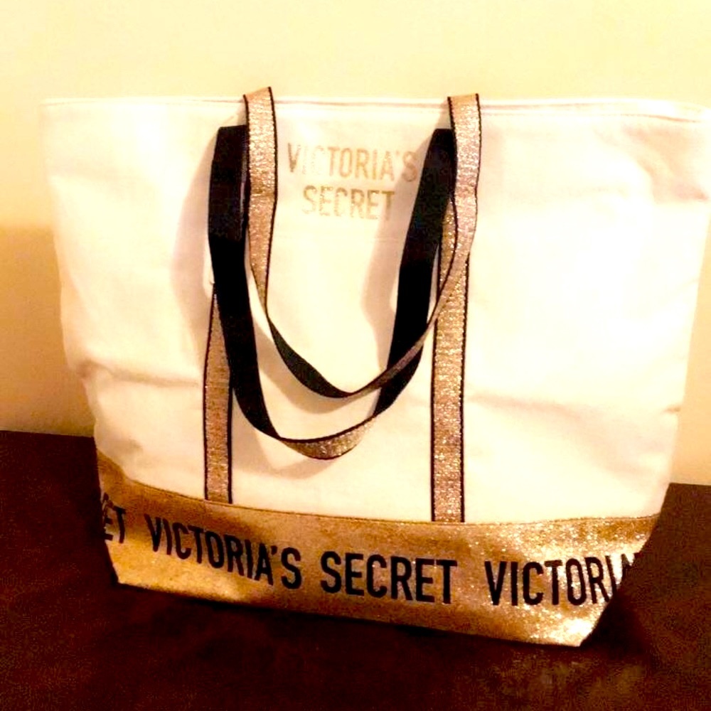 New Victoria's Secret Tote